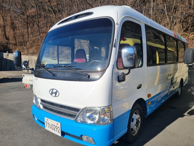 현대 뉴-카운티 2017년 팝니다. (2017년 6월)